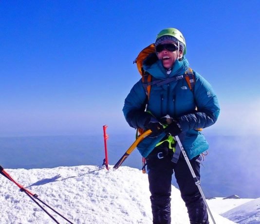 ¡Derechos de los Niños en el Monte Elbrus, Rusia!
