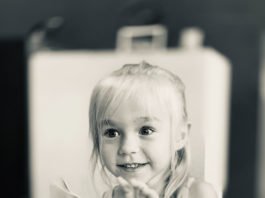 Leer en voz alta aumenta la resiliencia entre los niños en riesgo