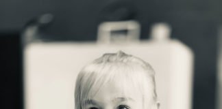 Leer en voz alta aumenta la resiliencia entre los niños en riesgo